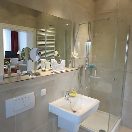 Gaestehaus Hotel 3*