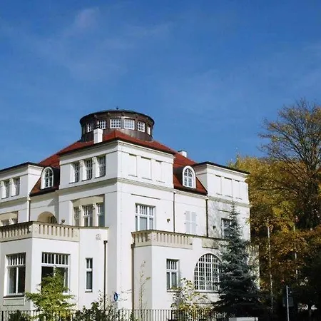 Hotel Gaestehaus 3*